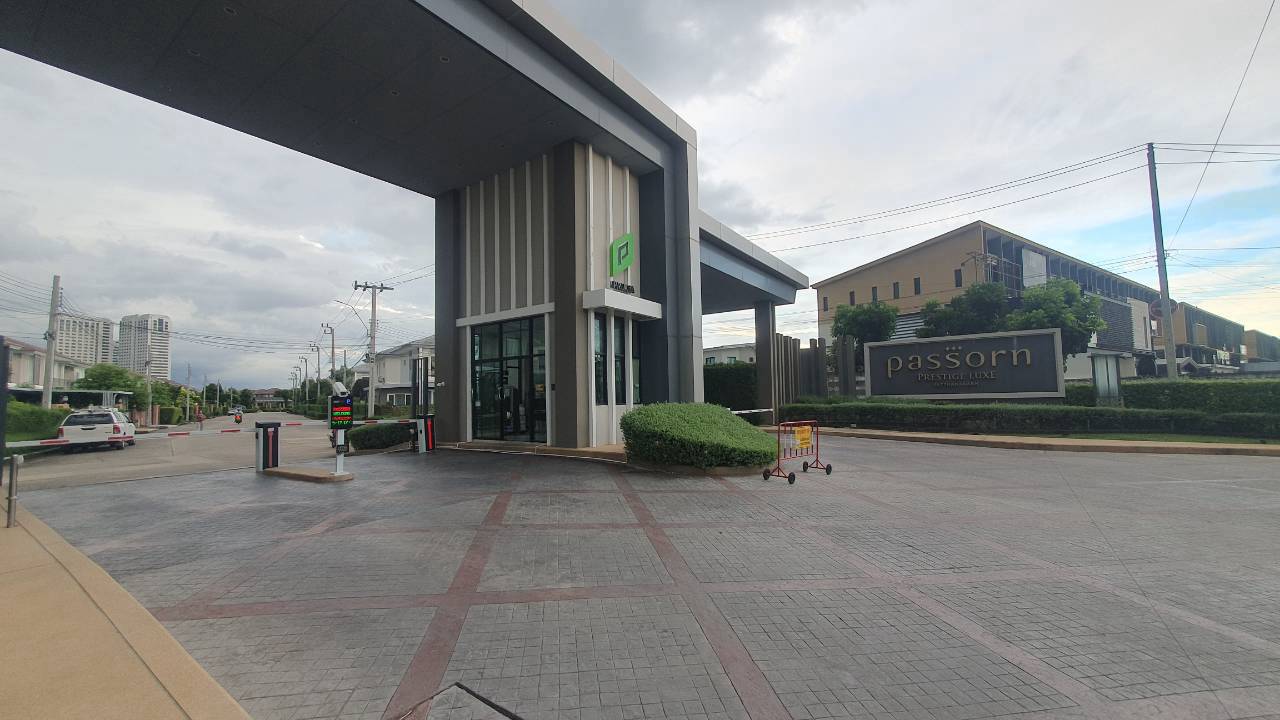 Passorn Prestige Luxe Pattanakarn